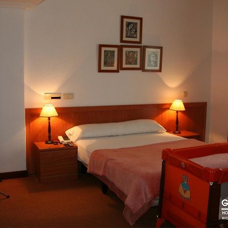 Hostal Gran Via Vigo Kültér fotó