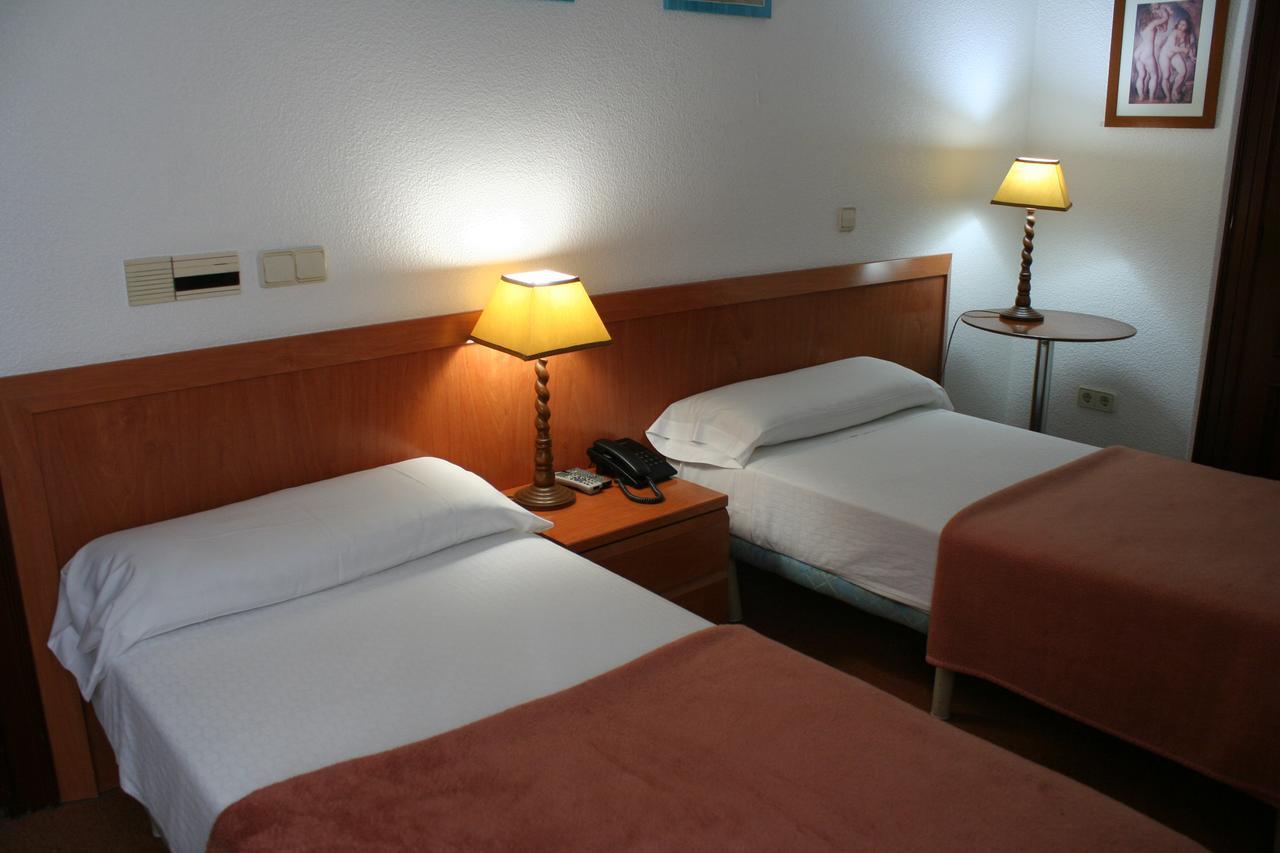 Hostal Gran Via Vigo Kültér fotó