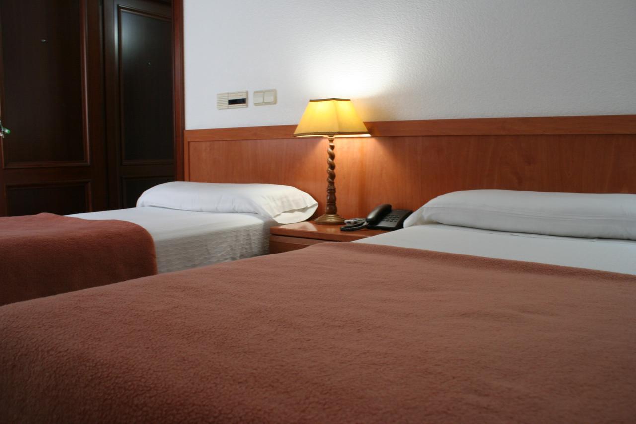 Hostal Gran Via Vigo Kültér fotó