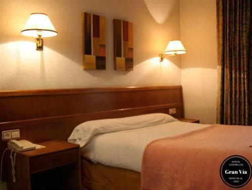 Hostal Gran Via Vigo Kültér fotó